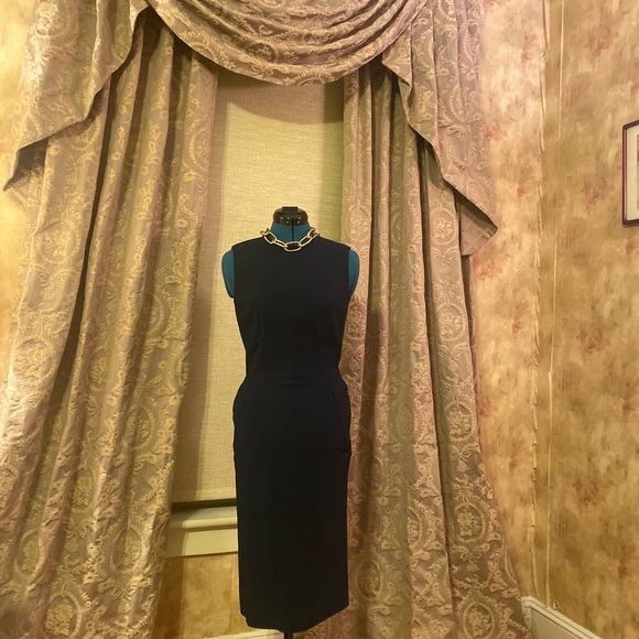 Givenchy vintage, fitted navy dress size 38 - Picture 15 of 15